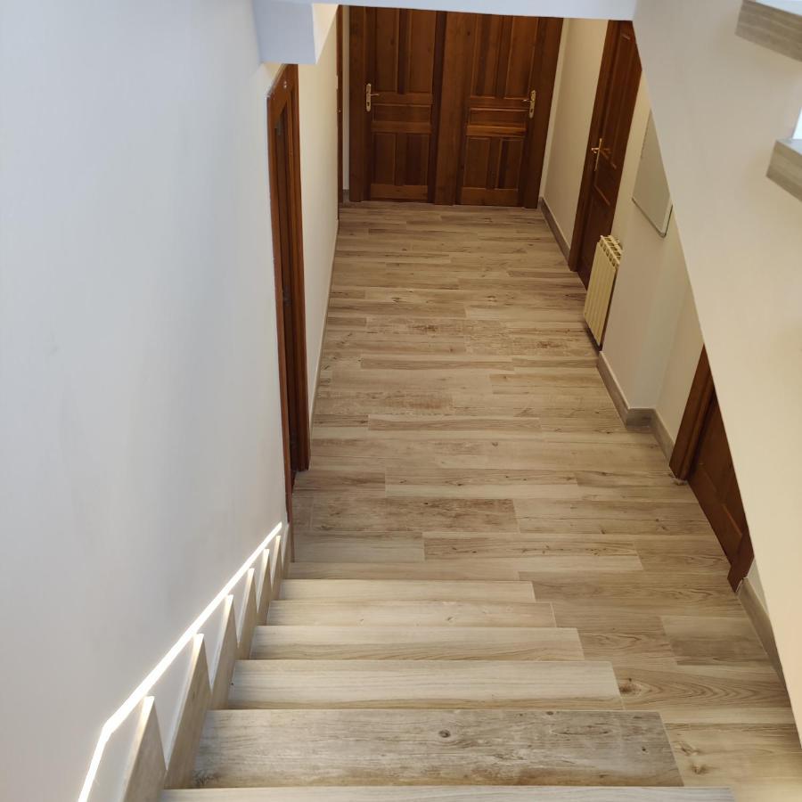 Treselcorral Hotel Сотрес Екстериор снимка