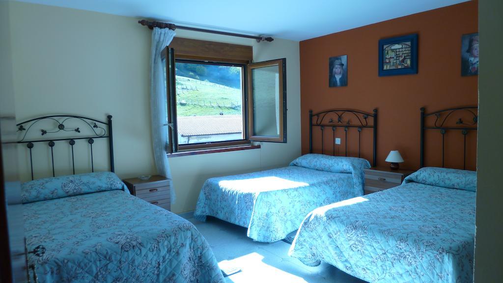 Treselcorral Hotel Сотрес Стая снимка