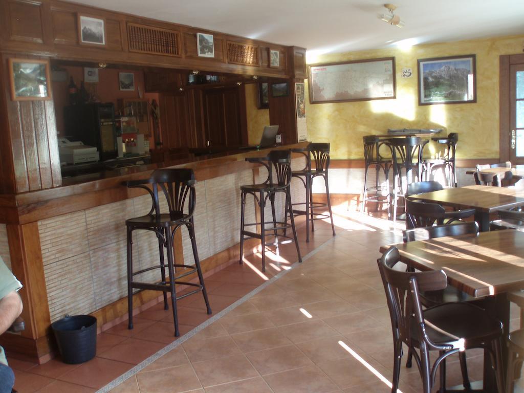 Treselcorral Hotel Сотрес Екстериор снимка